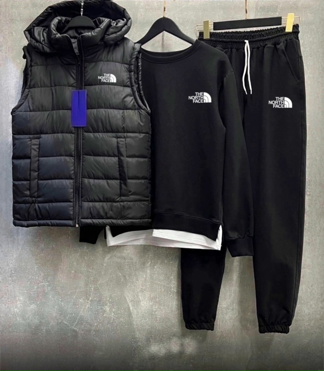 Спортивный костюм 23038353