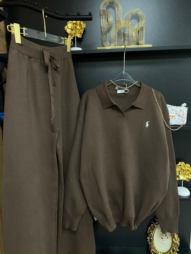 Спортивный костюм 23038795