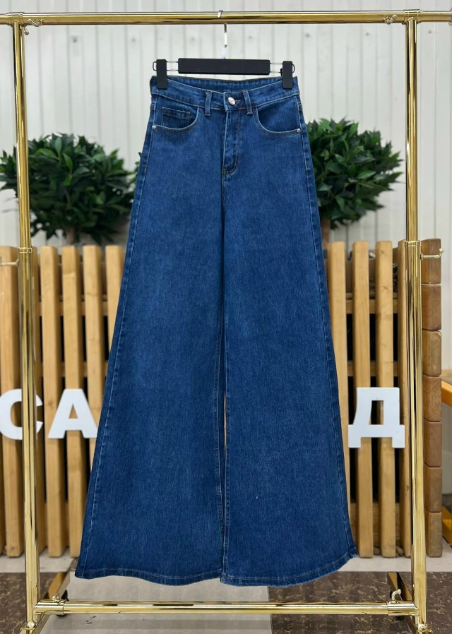 Джинсы 23040141