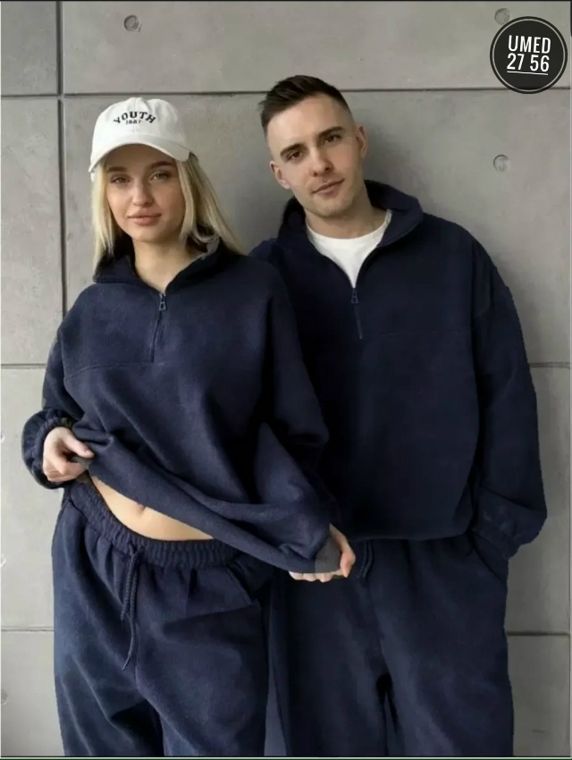 Спортивный костюм 23042493