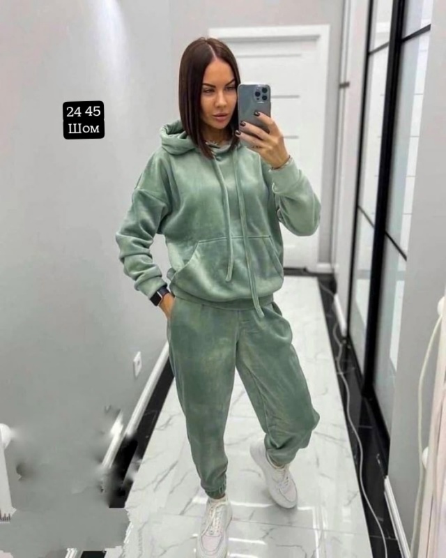 Спортивный костюм 23041503