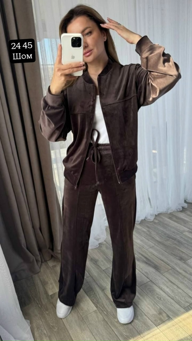 Костюм 23042328