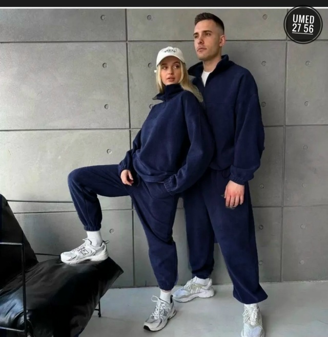 Спортивный костюм 23042493