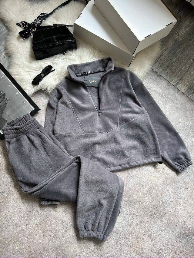 Костюм 23043646