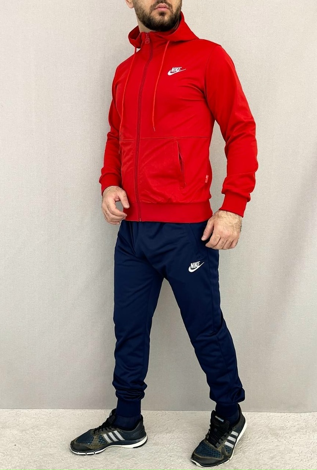 Спортивный костюм 23044540