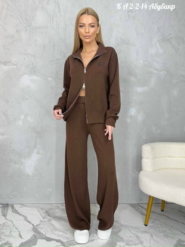 Спортивный костюм 23046065