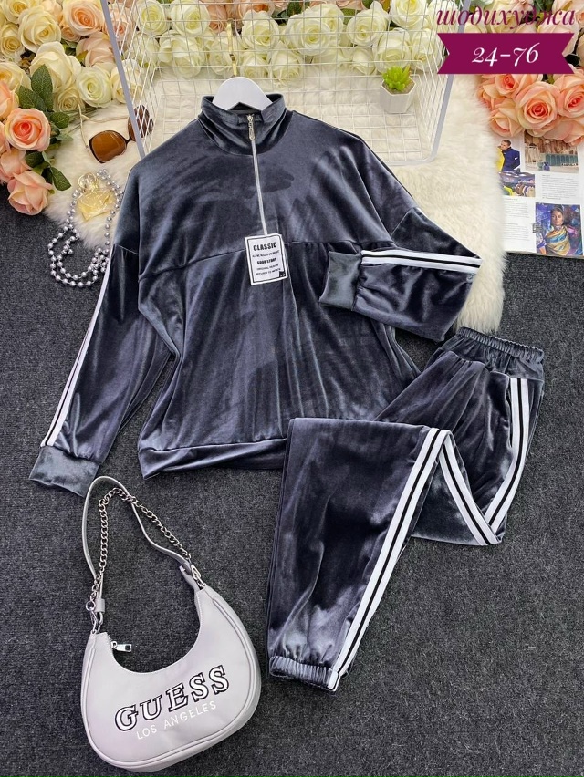 Спортивный костюм 23046073