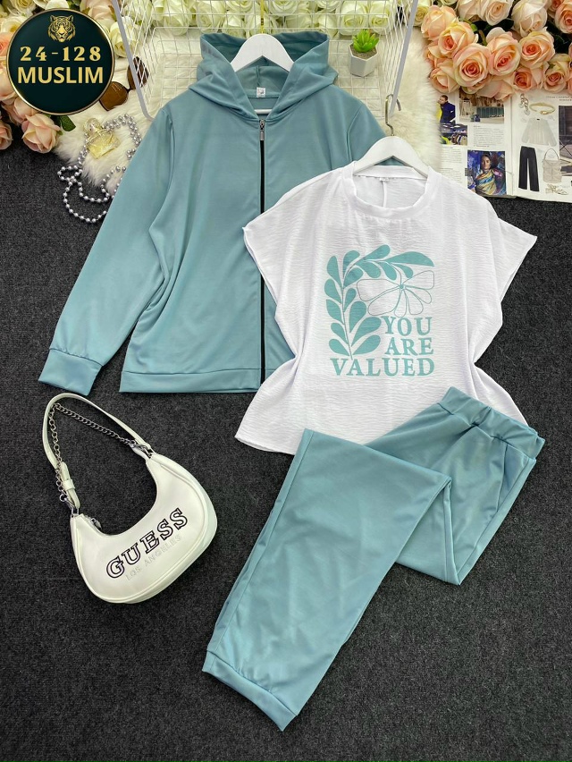 Спортивный костюм 23047890