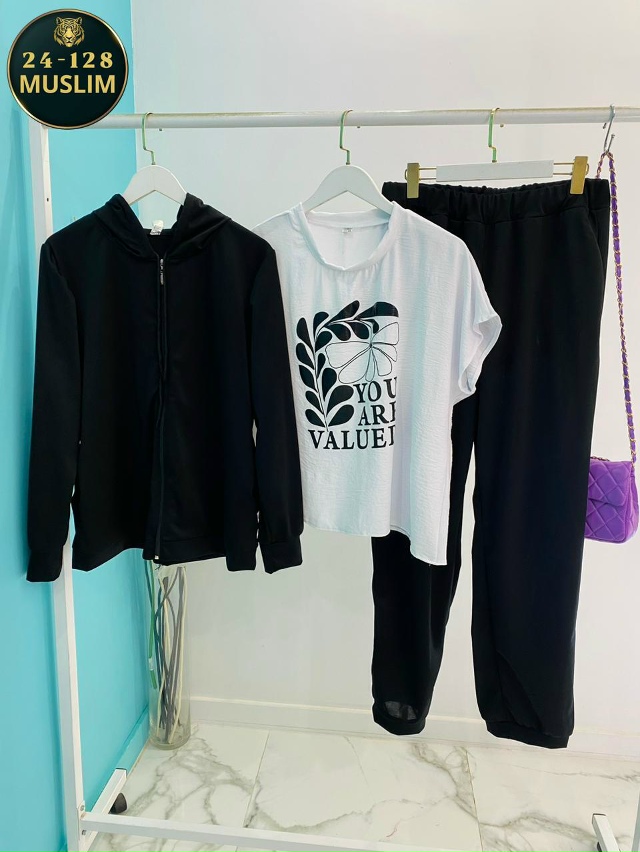 Спортивный костюм 23047890