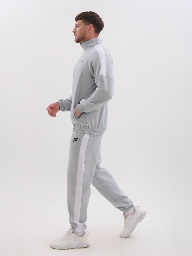 Спортивный костюм 23047388