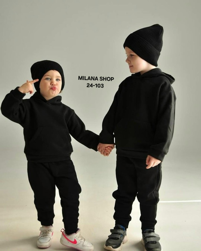 Спортивный костюм 23049458