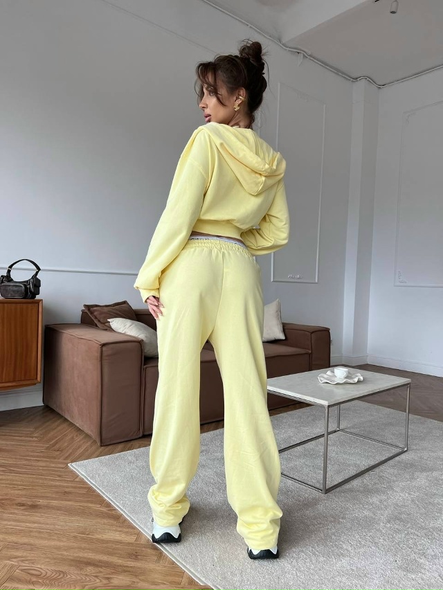 Костюм 23049910