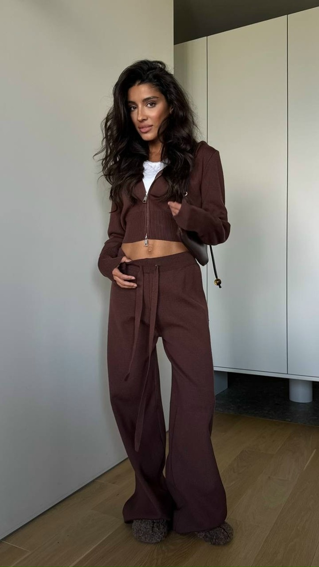 Костюм 23050983