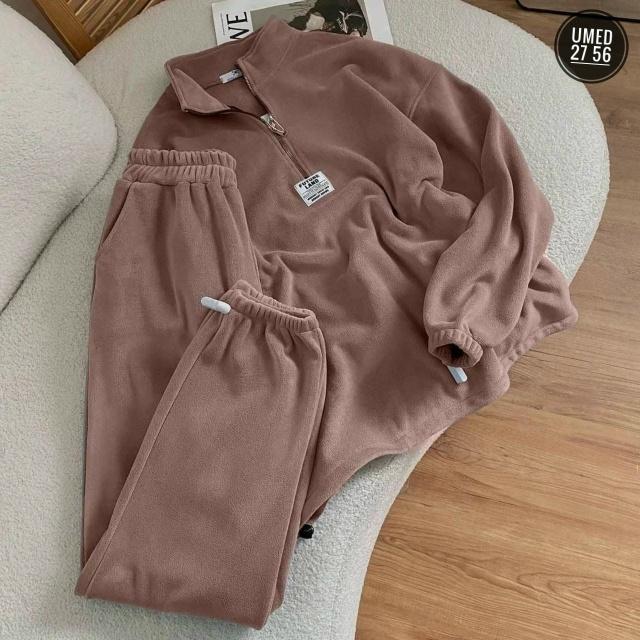 Спортивный костюм 23052317