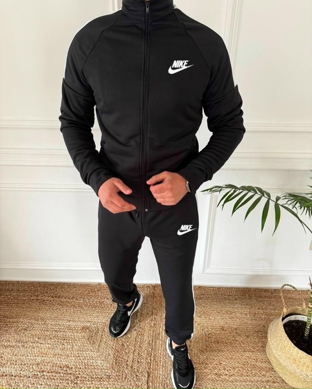 Спортивный костюм 23051612