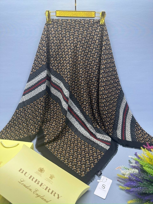 Платок 23052913