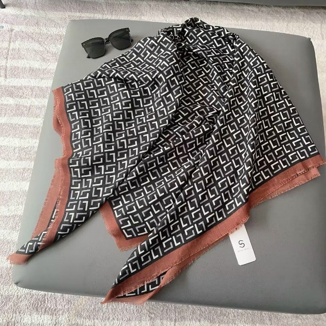 Платок 23052909