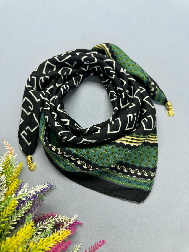 Платок 23054350