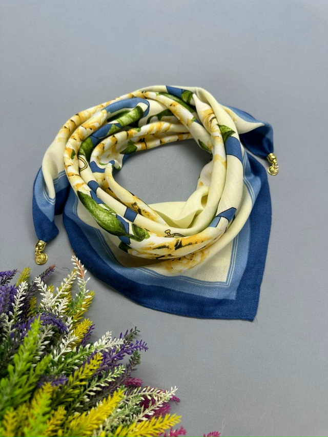 Платок 23054348