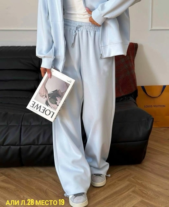 Спортивный костюм 23054605