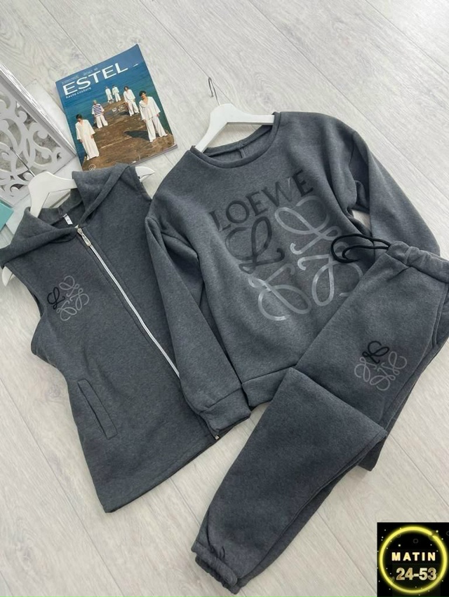 Спортивный костюм 23055236