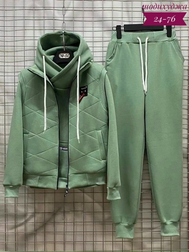 Спортивный костюм 23057187