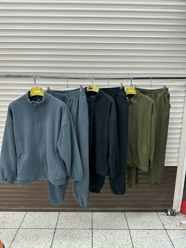 Спортивный костюм 23057162