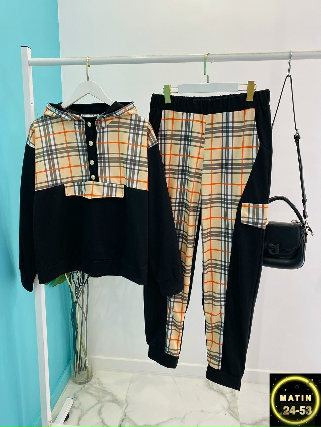 Спортивный костюм 23057738