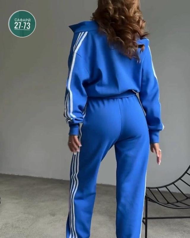 Спортивный костюм 23057701