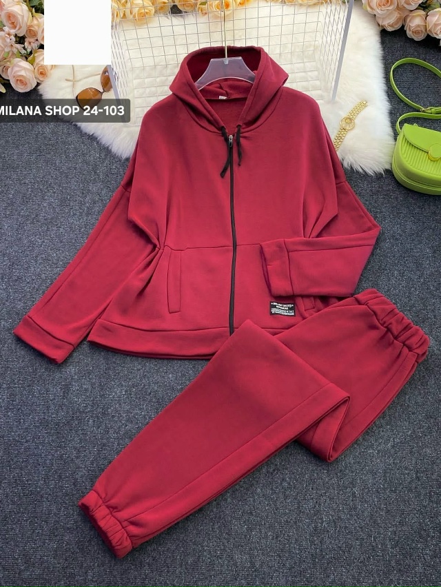 Спортивный костюм 23059868