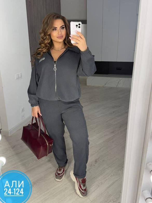Спортивный костюм 23059874