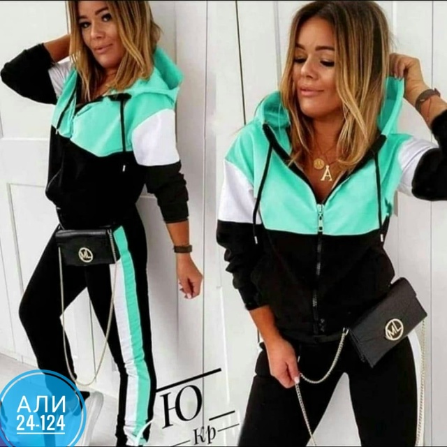 Спортивный костюм 23059236