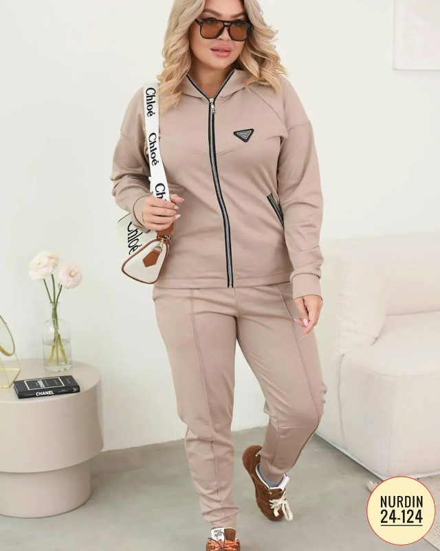 Спортивный костюм 23060571