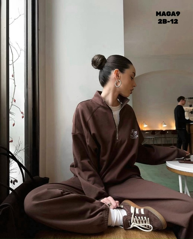 Спортивный костюм 23060748