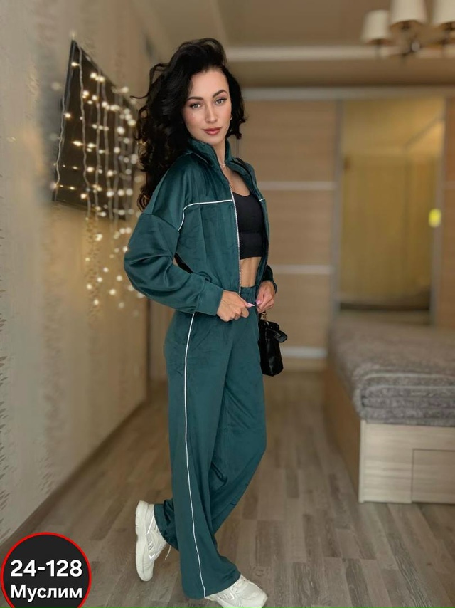 Спортивный костюм 23061337