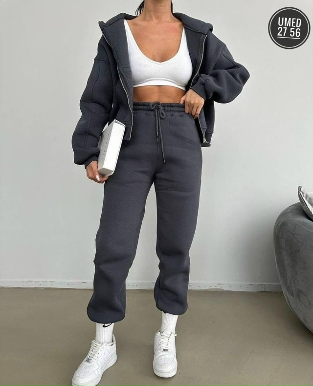 Спортивный костюм 23061804