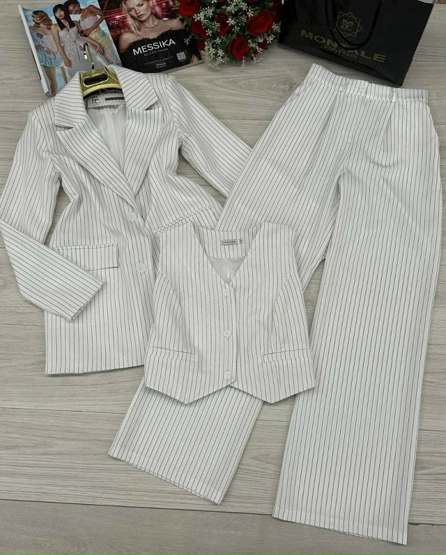 Костюм 23062520