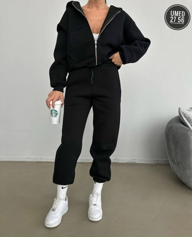 Спортивный костюм 23061804