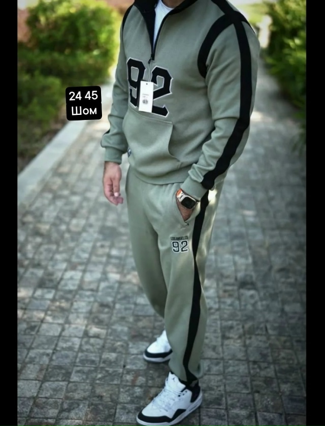 Спортивный костюм 23065546