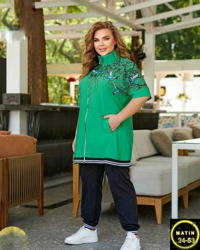 Спортивный костюм 23066958