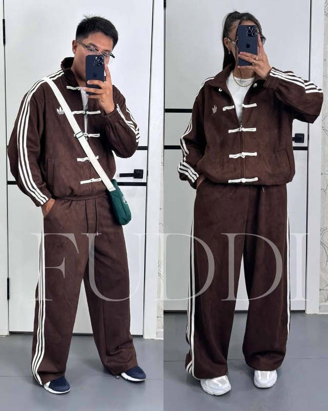 Спортивный костюм 23067280