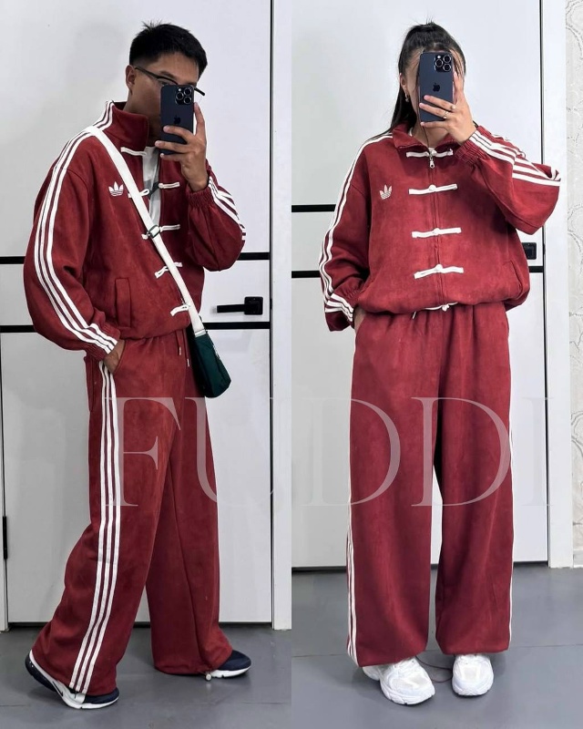 Спортивный костюм 23067280