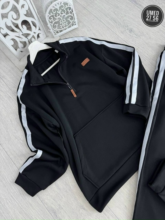 Спортивный костюм 23069345