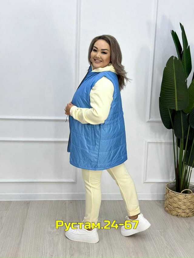 Спортивный костюм 23070429