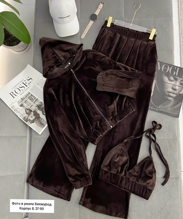 Спортивный костюм #23070098