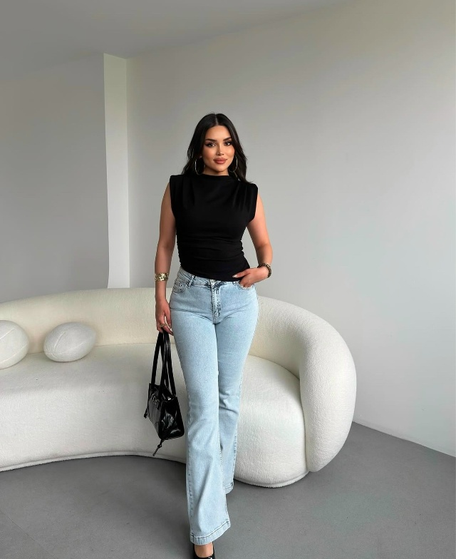 Джинсы #23071194