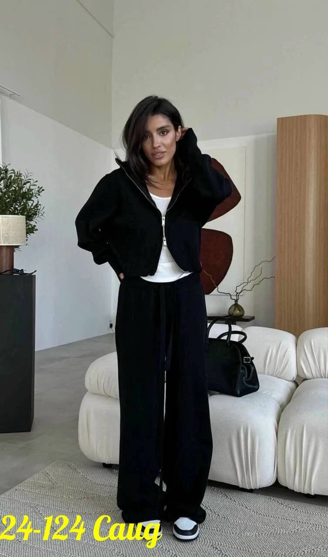 Спортивный костюм #23071283