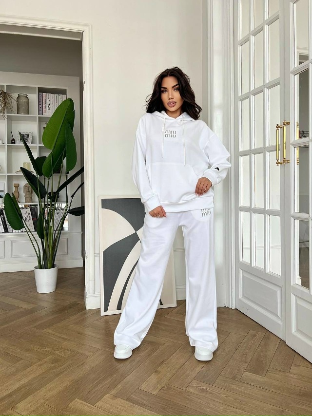 Спортивный костюм #23071437