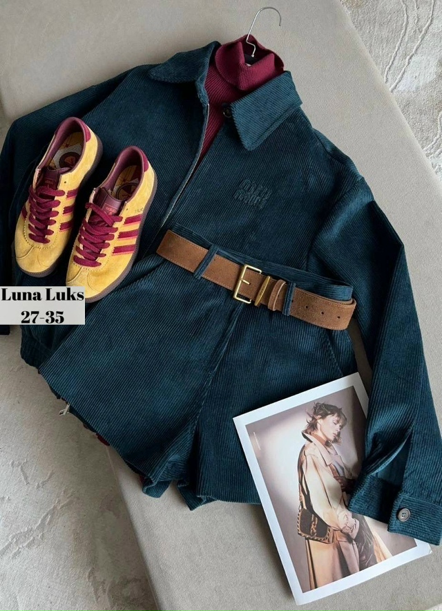 Костюм 23070848