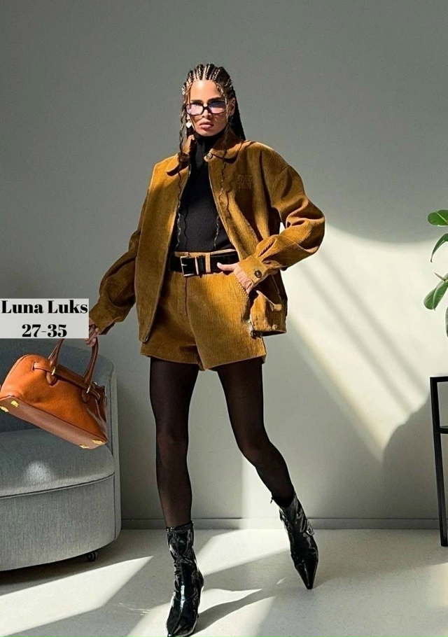 Костюм 23070848